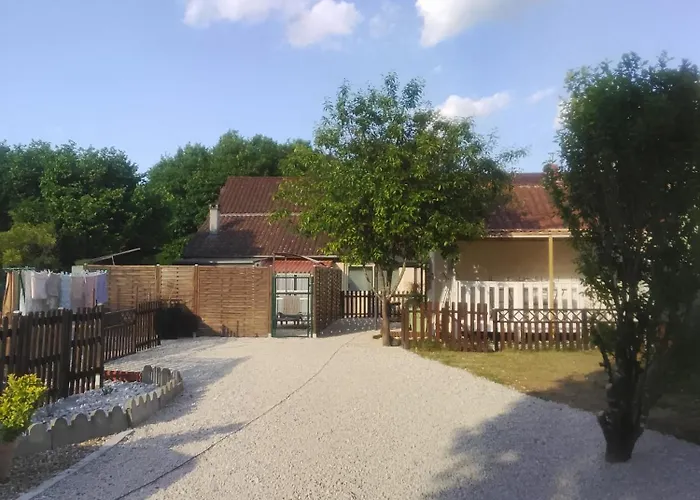 Danyano Casa de Férias Saint-Pierre-de-Chignac